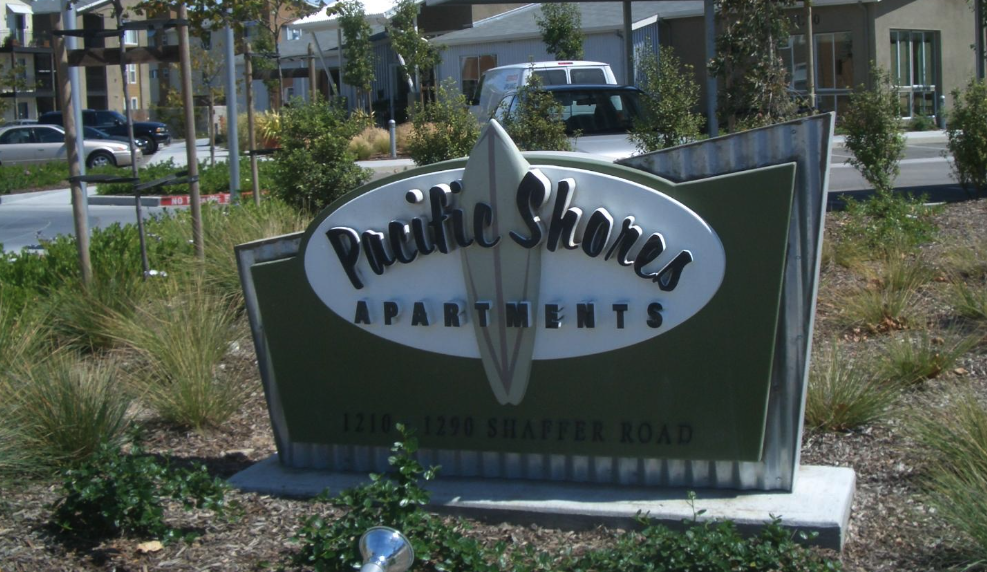 metal-hdu-monument-sign