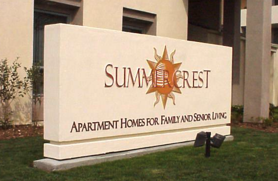 stucco-monument-sign